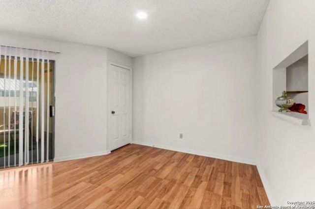 11843 Braesview Apt 2006, San Antonio, TX 78213