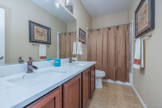 5351 S Eaton Park Way, Aurora, CO 80016