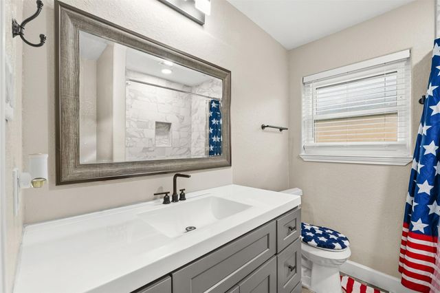 2313 Cedar Street, Pearland, TX 77581
