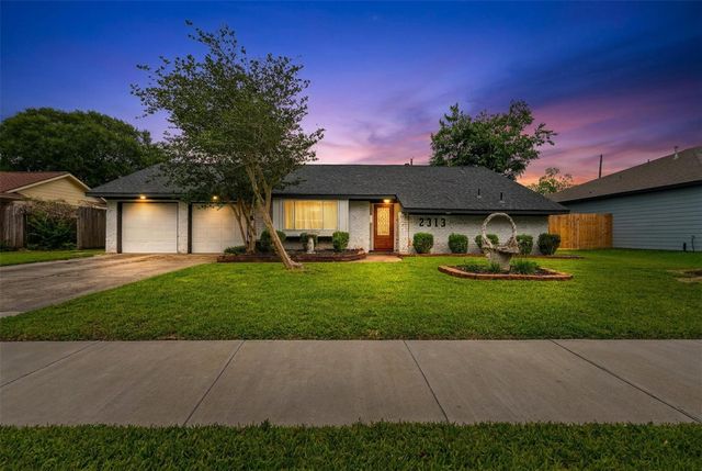 2313 Cedar Street, Pearland, TX 77581
