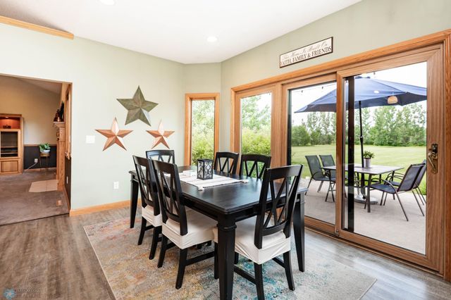 678 45th Avenue W, West Fargo, ND 58078