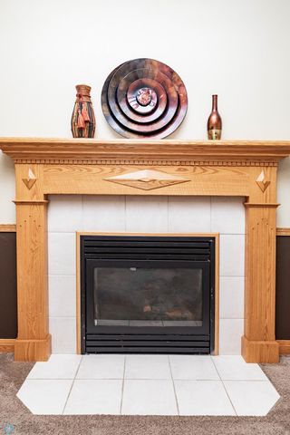 678 45th Avenue W, West Fargo, ND 58078