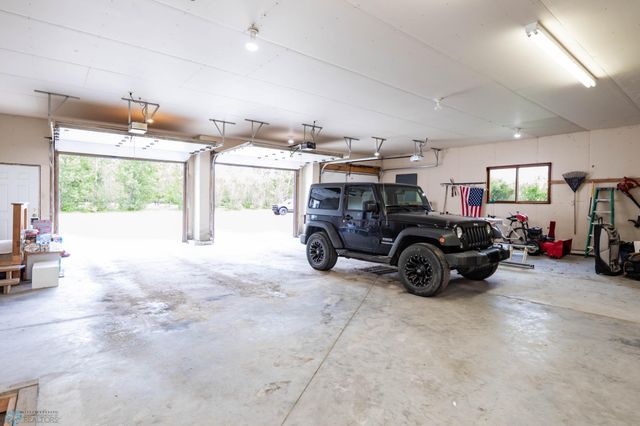 678 45th Avenue W, West Fargo, ND 58078