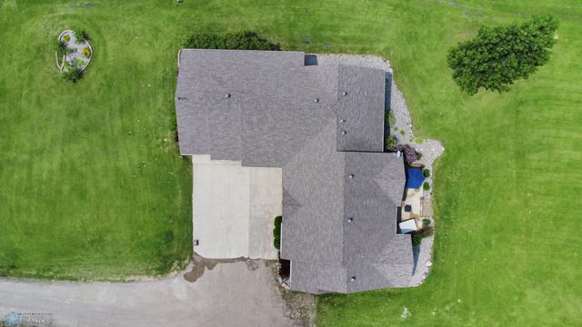 678 45th Avenue W, West Fargo, ND 58078