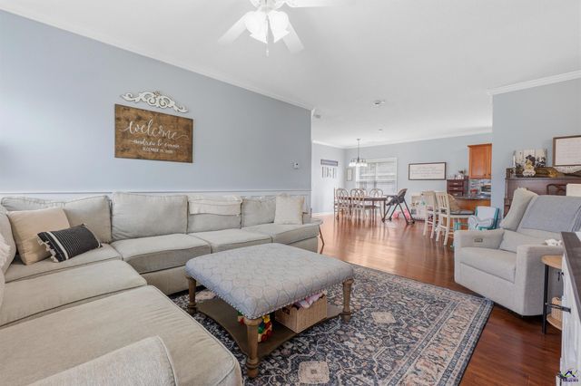 222 Gray Fox Crossing, Bonaire, GA 31005