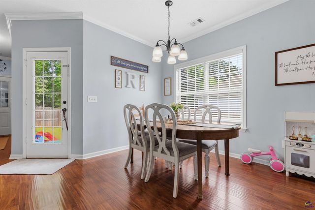 222 Gray Fox Crossing, Bonaire, GA 31005