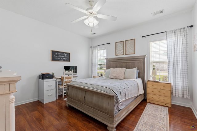 222 Gray Fox Crossing, Bonaire, GA 31005