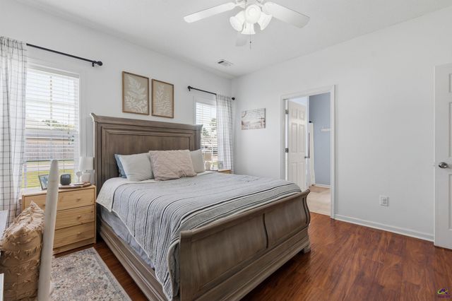 222 Gray Fox Crossing, Bonaire, GA 31005