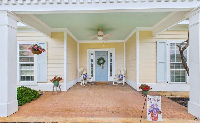 222 Gray Fox Crossing, Bonaire, GA 31005
