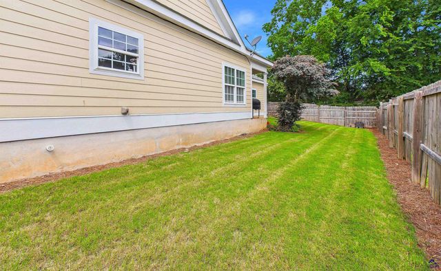222 Gray Fox Crossing, Bonaire, GA 31005