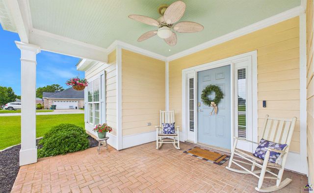 222 Gray Fox Crossing, Bonaire, GA 31005