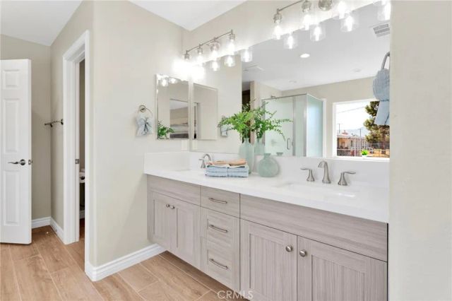 21960 Ramona, Apple Valley, CA 92307