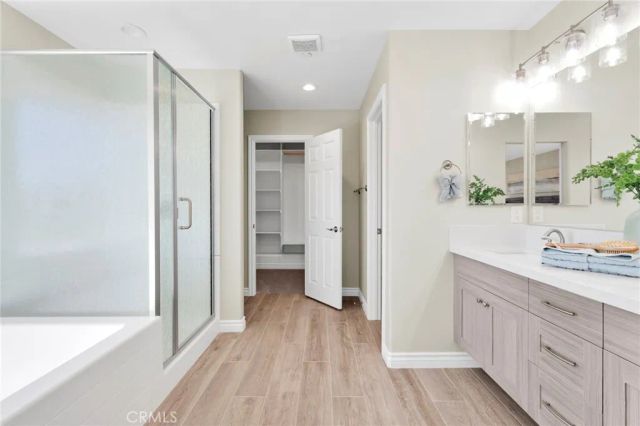 21960 Ramona, Apple Valley, CA 92307