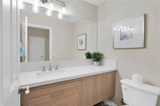 21960 Ramona, Apple Valley, CA 92307