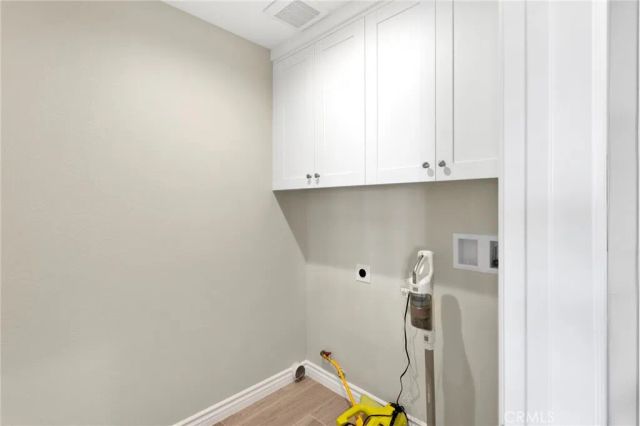 21960 Ramona, Apple Valley, CA 92307