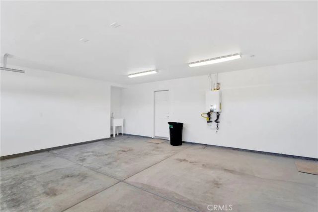 21960 Ramona, Apple Valley, CA 92307