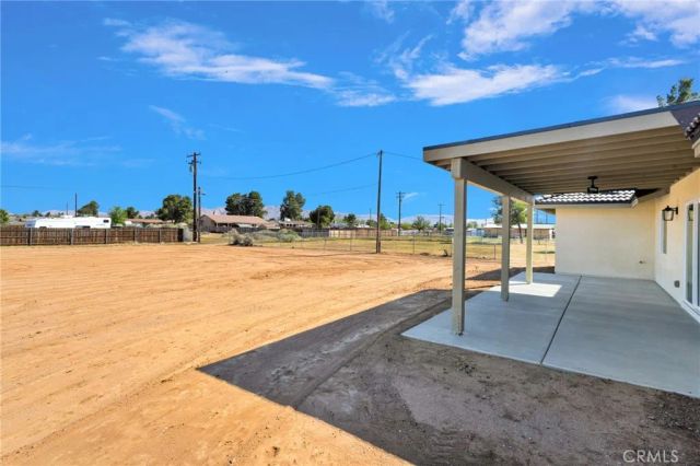 21960 Ramona, Apple Valley, CA 92307