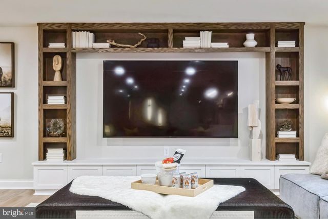 173 ASHFORD DR, Coopersburg, PA 18036