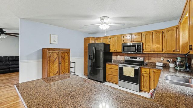 1333 Travis Drive, Richmond, KY 40475
