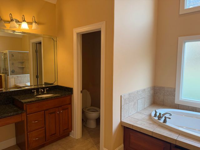 9288 Crystal Brook Drive, Apison, TN 37302