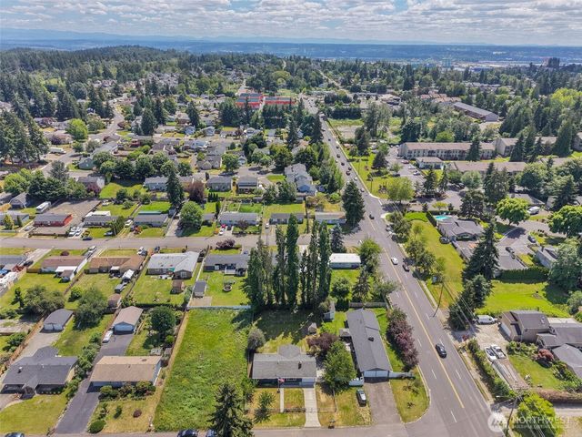 1947 SW 350th Street, Federal Way, WA 98023