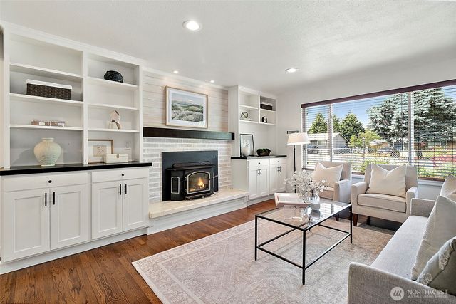 1947 SW 350th Street, Federal Way, WA 98023