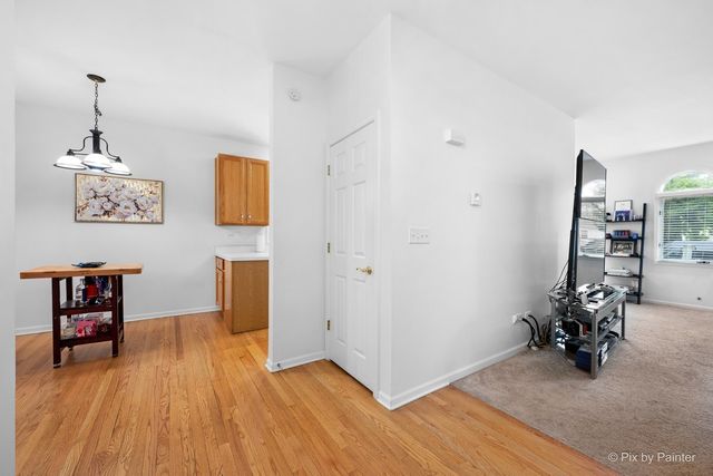 266 Charlotte Court, Cary, IL 60013