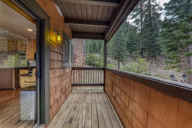 11569 Snowpeak Way Unit 651, Truckee, CA 96161