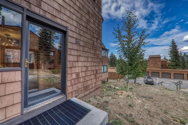 11569 Snowpeak Way Unit 651, Truckee, CA 96161