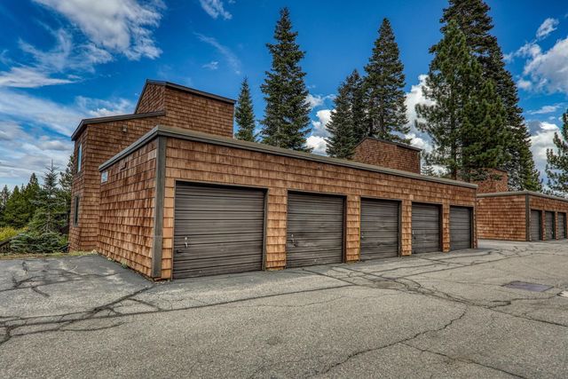 11569 Snowpeak Way Unit 651, Truckee, CA 96161