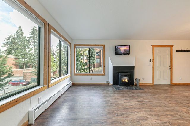 11569 Snowpeak Way Unit 651, Truckee, CA 96161