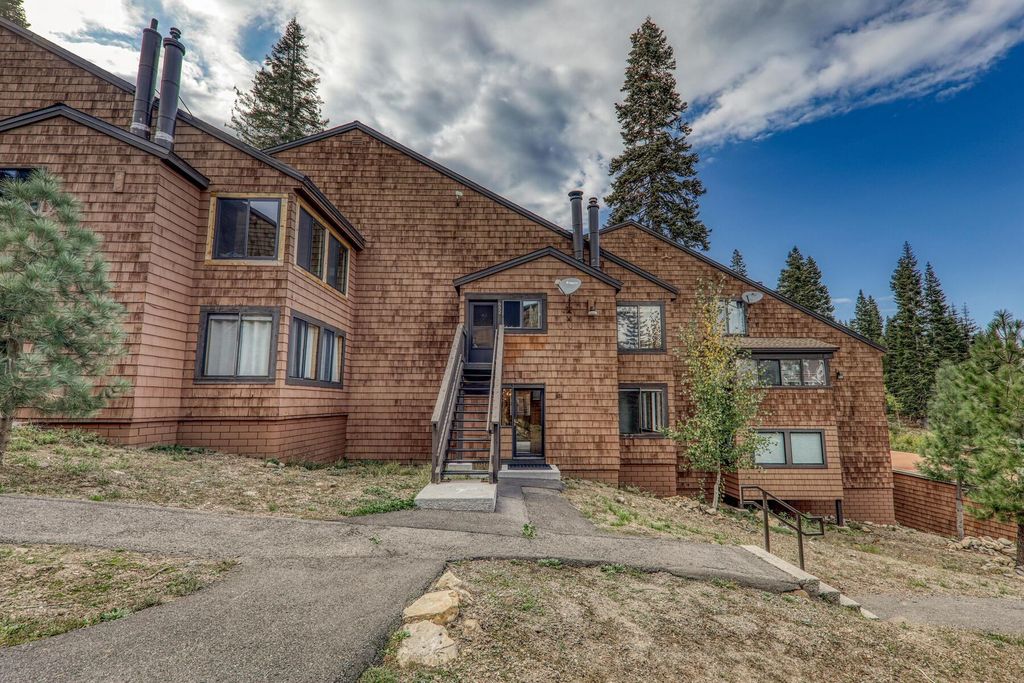 11569 Snowpeak Way Unit 651, Truckee, CA 96161