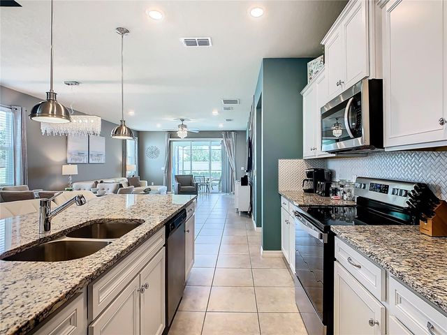 3401 LILAC WAY, Davenport, FL 33897