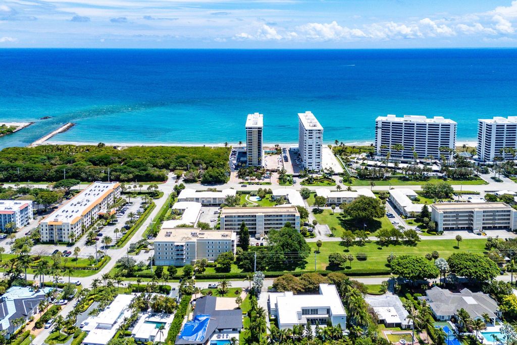 1299 S Ocean Boulevard, Boca Raton, FL 33432