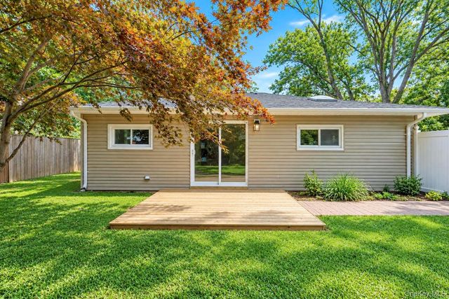 11 Tell Avenue, Deer Park, NY 11729