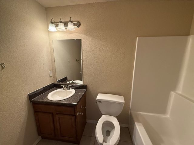 304 E Laurel Avenue, Rogers, AR 72758