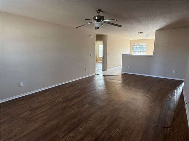 304 E Laurel Avenue, Rogers, AR 72758