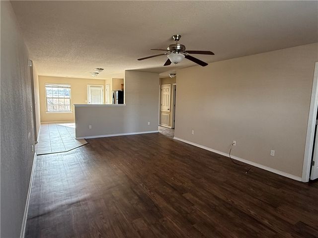 304 E Laurel Avenue, Rogers, AR 72758