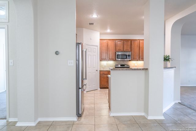 6913 Abbey, San Antonio, TX 78249