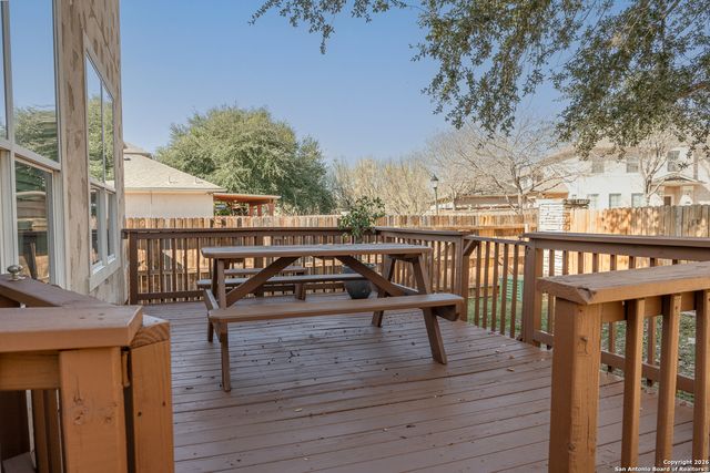 6913 Abbey, San Antonio, TX 78249