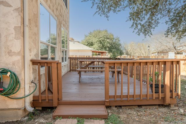 6913 Abbey, San Antonio, TX 78249