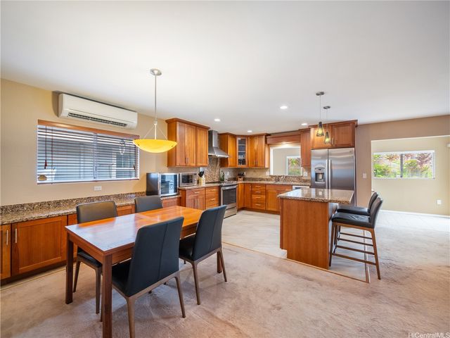 94-762 Kaaholo Street, Waipahu, HI 96797