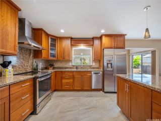 94-762 Kaaholo Street, Waipahu, HI 96797