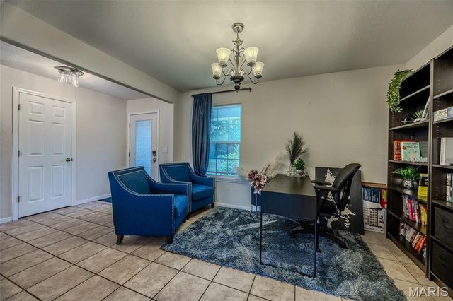 19958 Ladera Road, Waynesville, MO 65583