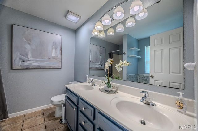 19958 Ladera Road, Waynesville, MO 65583