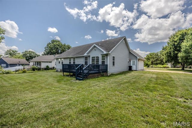 19958 Ladera Road, Waynesville, MO 65583