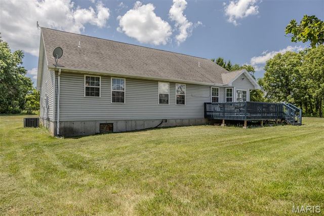 19958 Ladera Road, Waynesville, MO 65583