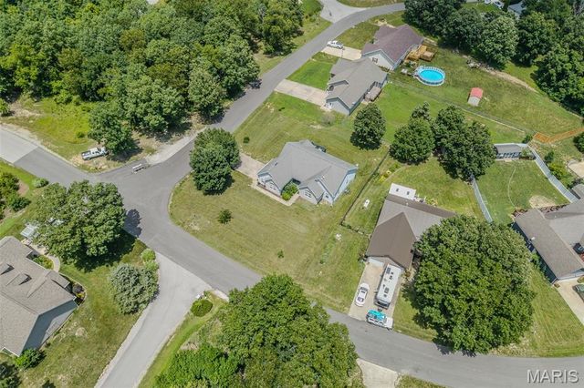 19958 Ladera Road, Waynesville, MO 65583