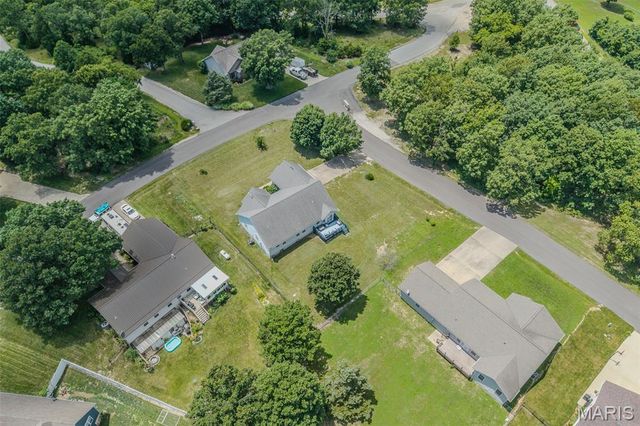 19958 Ladera Road, Waynesville, MO 65583