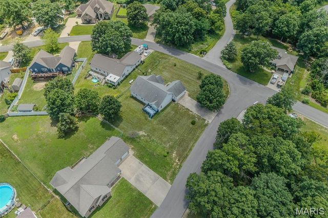 19958 Ladera Road, Waynesville, MO 65583